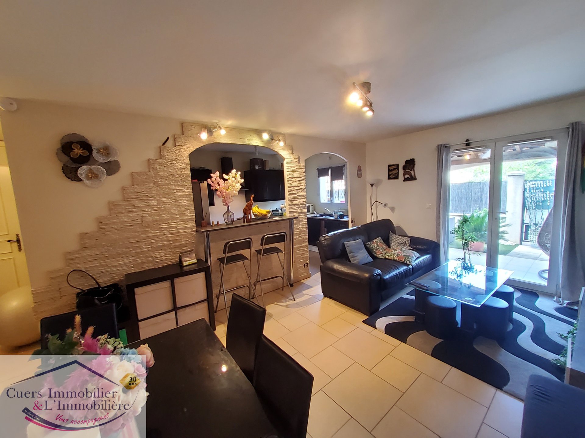 Maison à louer, 71m², Cuers