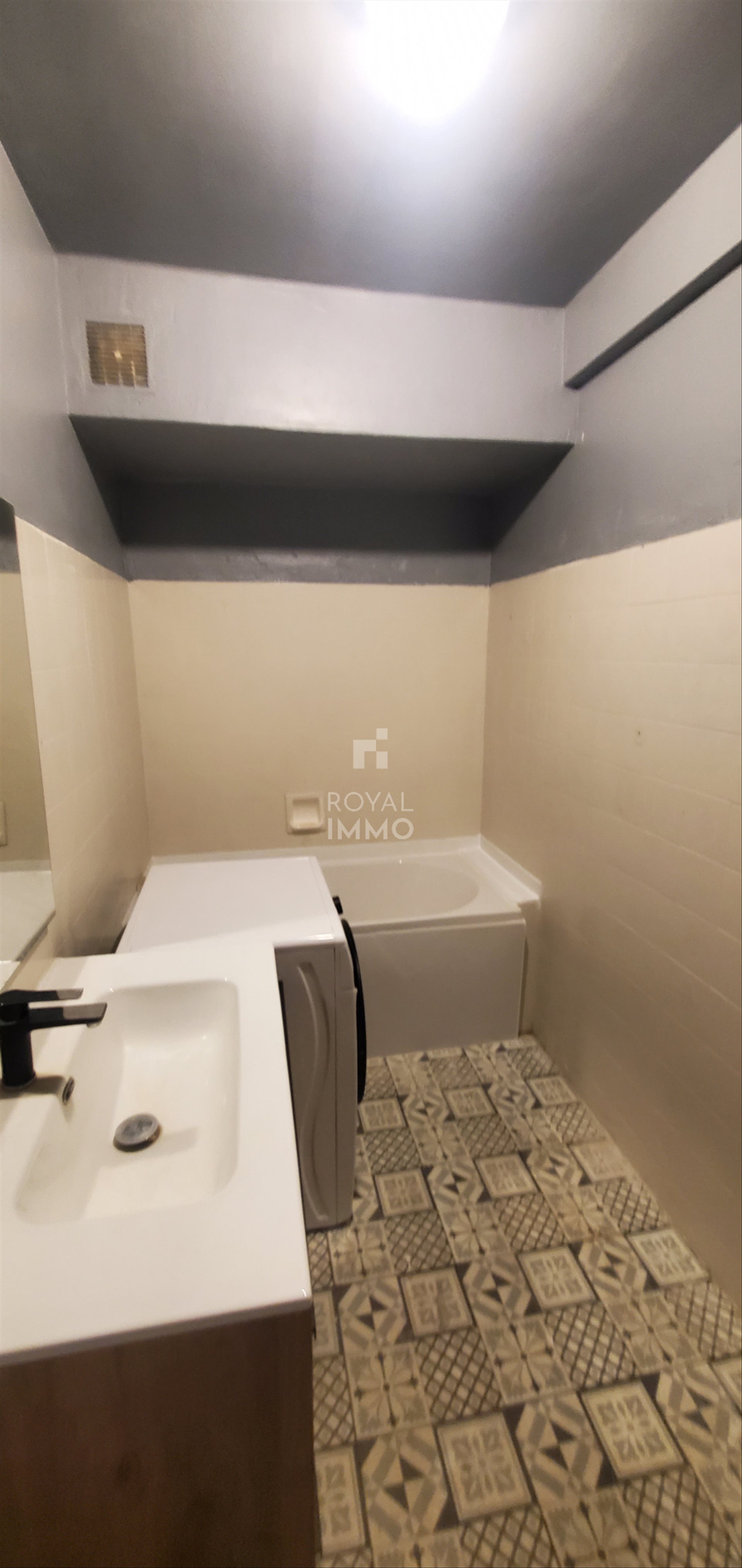 Appartement à louer, 49m², Toulon