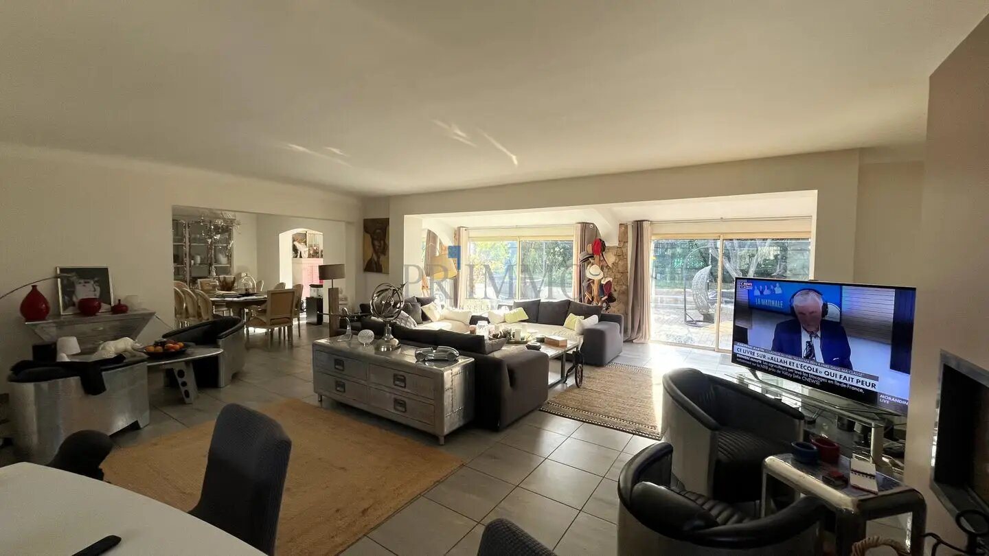 Maison à vendre, 205m², Saint-Raphaël