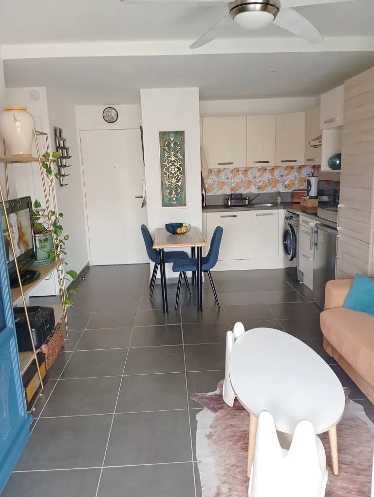 Appartement à louer, 38m², Saint-Raphaël