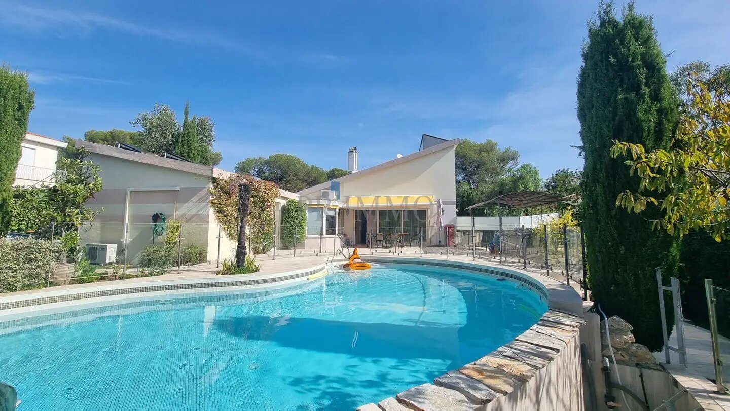 Maison à vendre, 245m², Saint-Raphaël