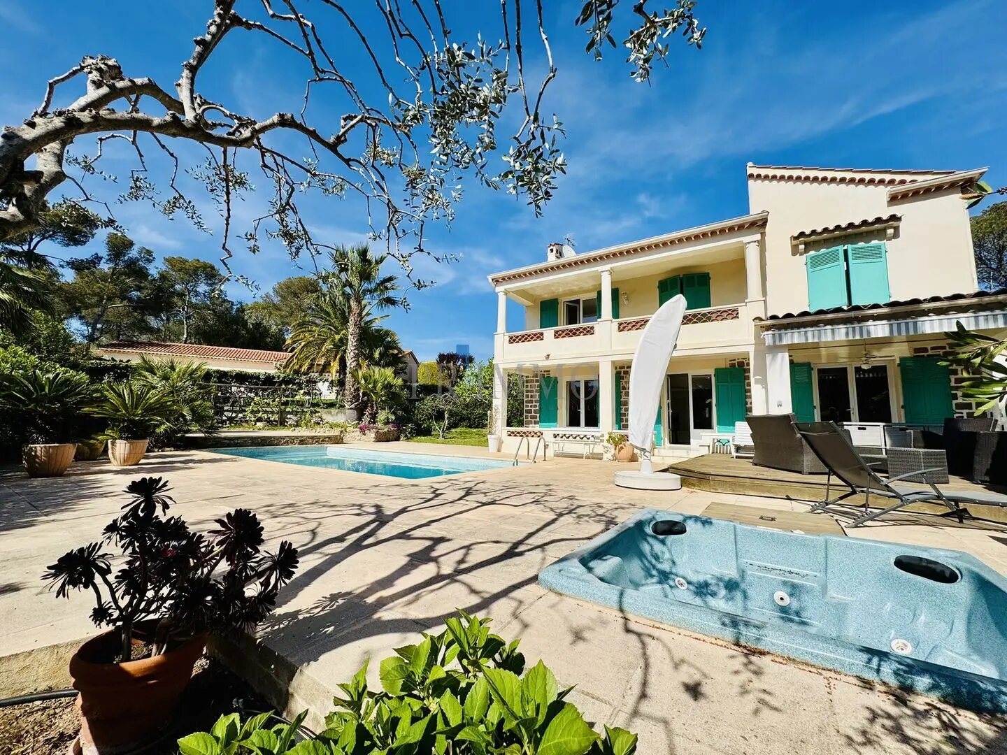 Maison à vendre, 190m², Saint-Raphaël