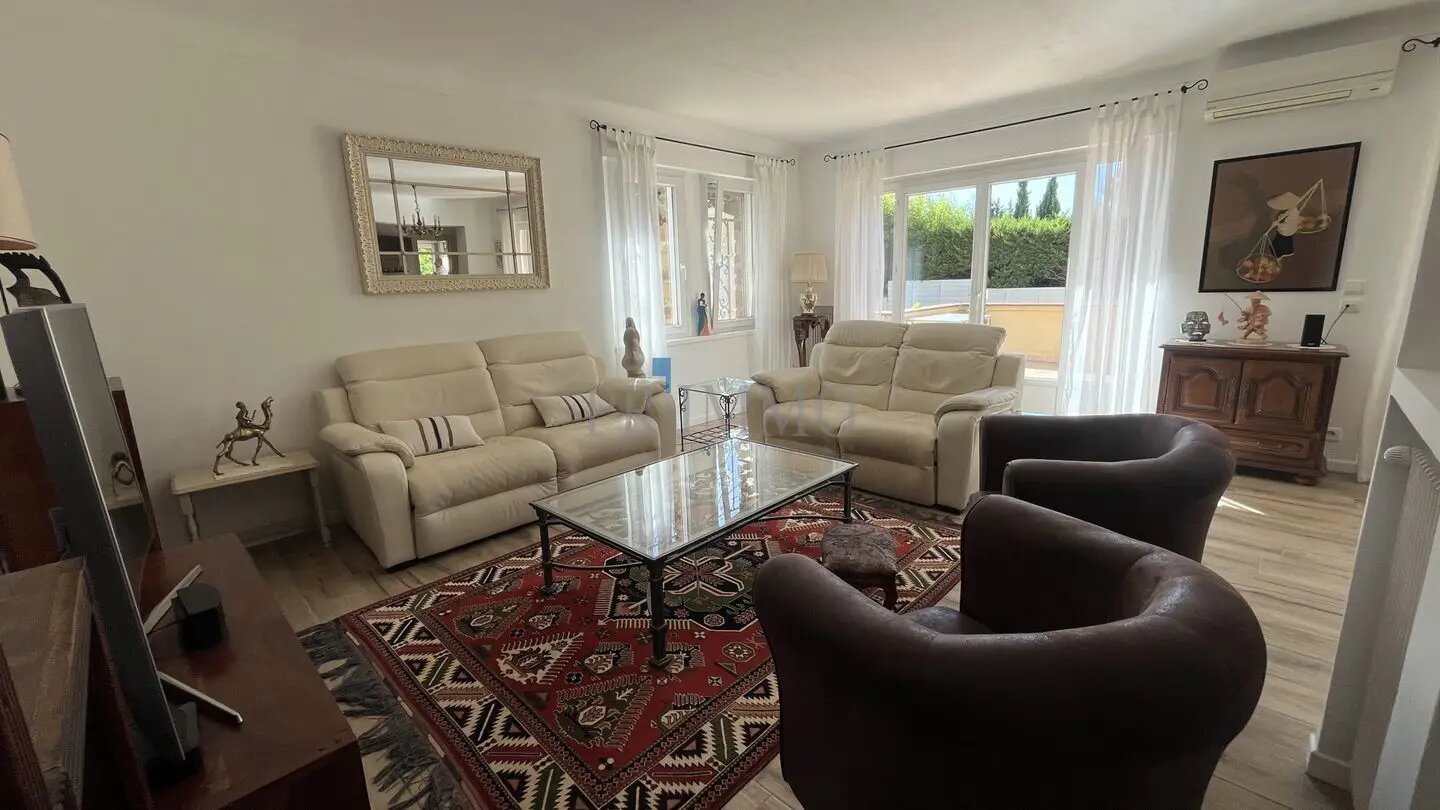 Maison à vendre, 200m², Saint-Raphaël
