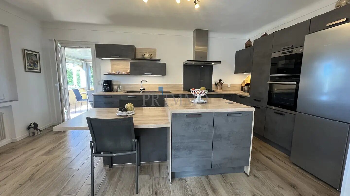 Maison à vendre, 200m², Saint-Raphaël