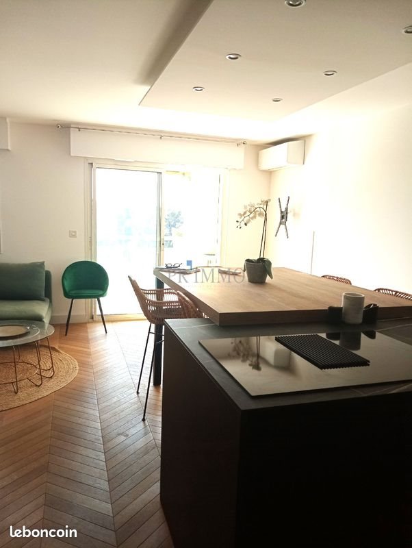 Appartement à louer, 60m², Saint-Raphaël