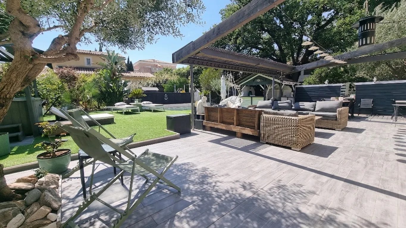 Maison à vendre, 163m², Fréjus