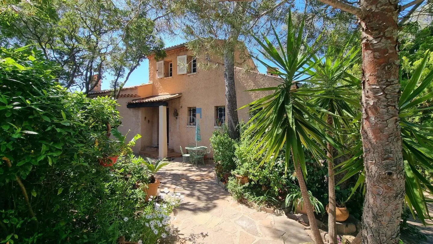 Maison à vendre, 196m², Saint-Raphaël