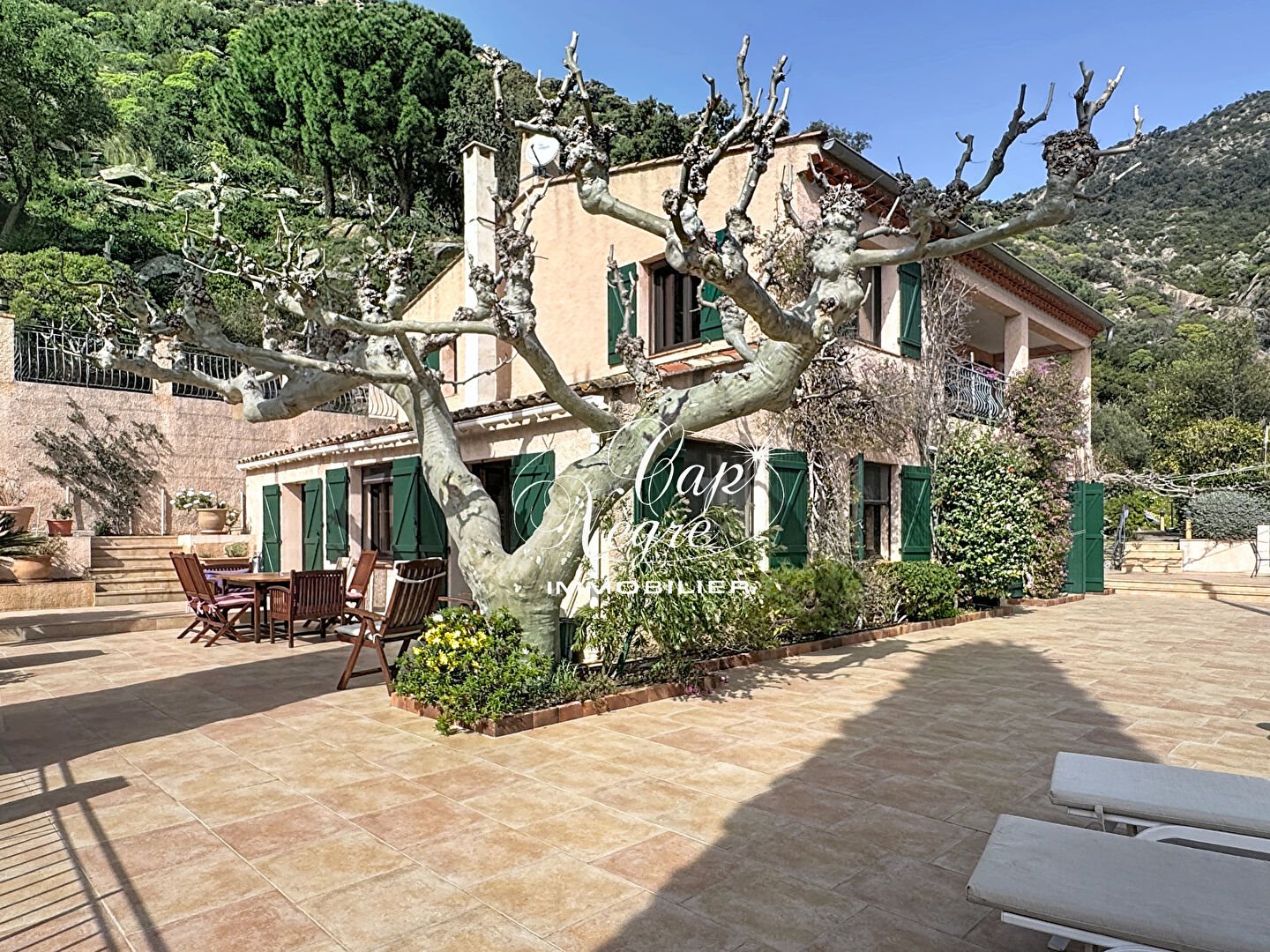 Maison à vendre, 245m², Le Lavandou