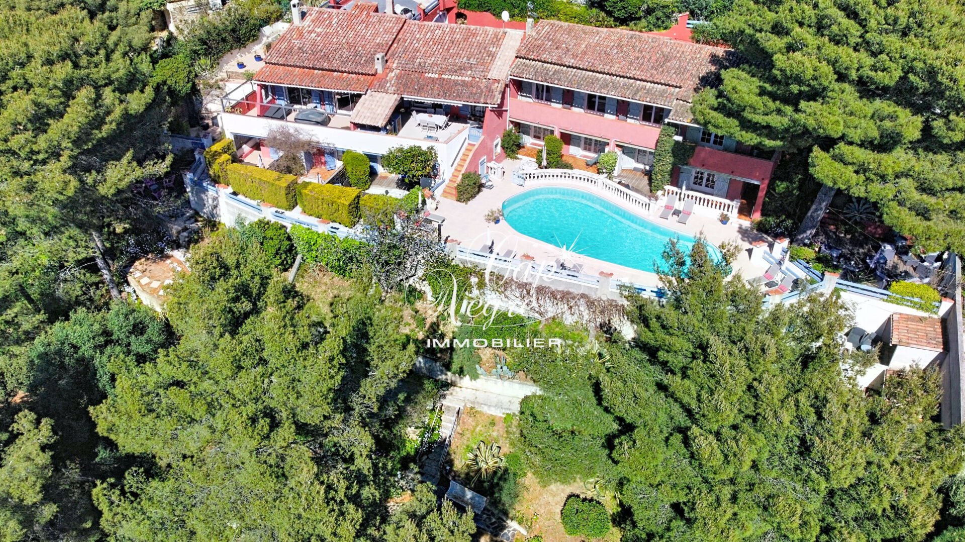 Maison à vendre, 360m², Bormes-les-Mimosas