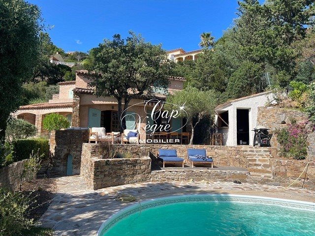 Maison à vendre, 160m², Le Lavandou