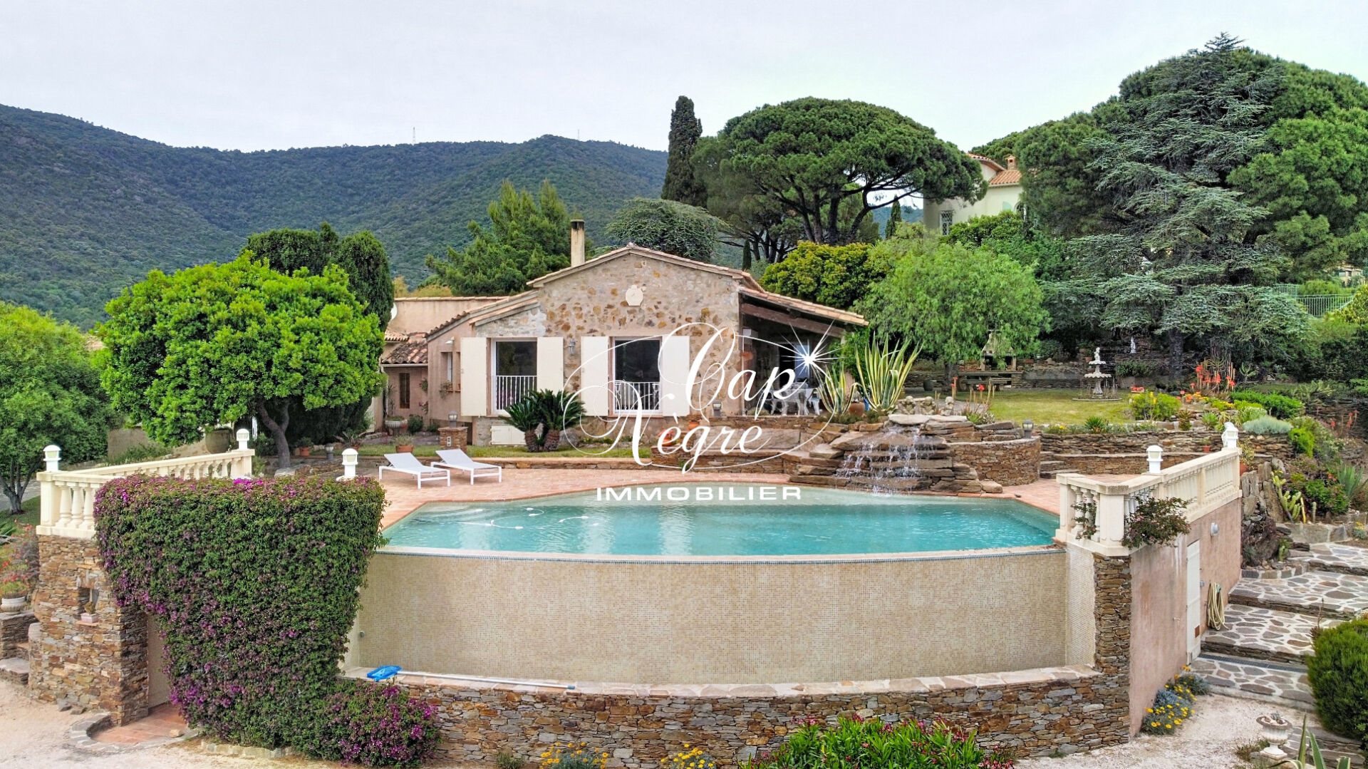 Maison à vendre, 298m², Rayol-Canadel-sur-Mer