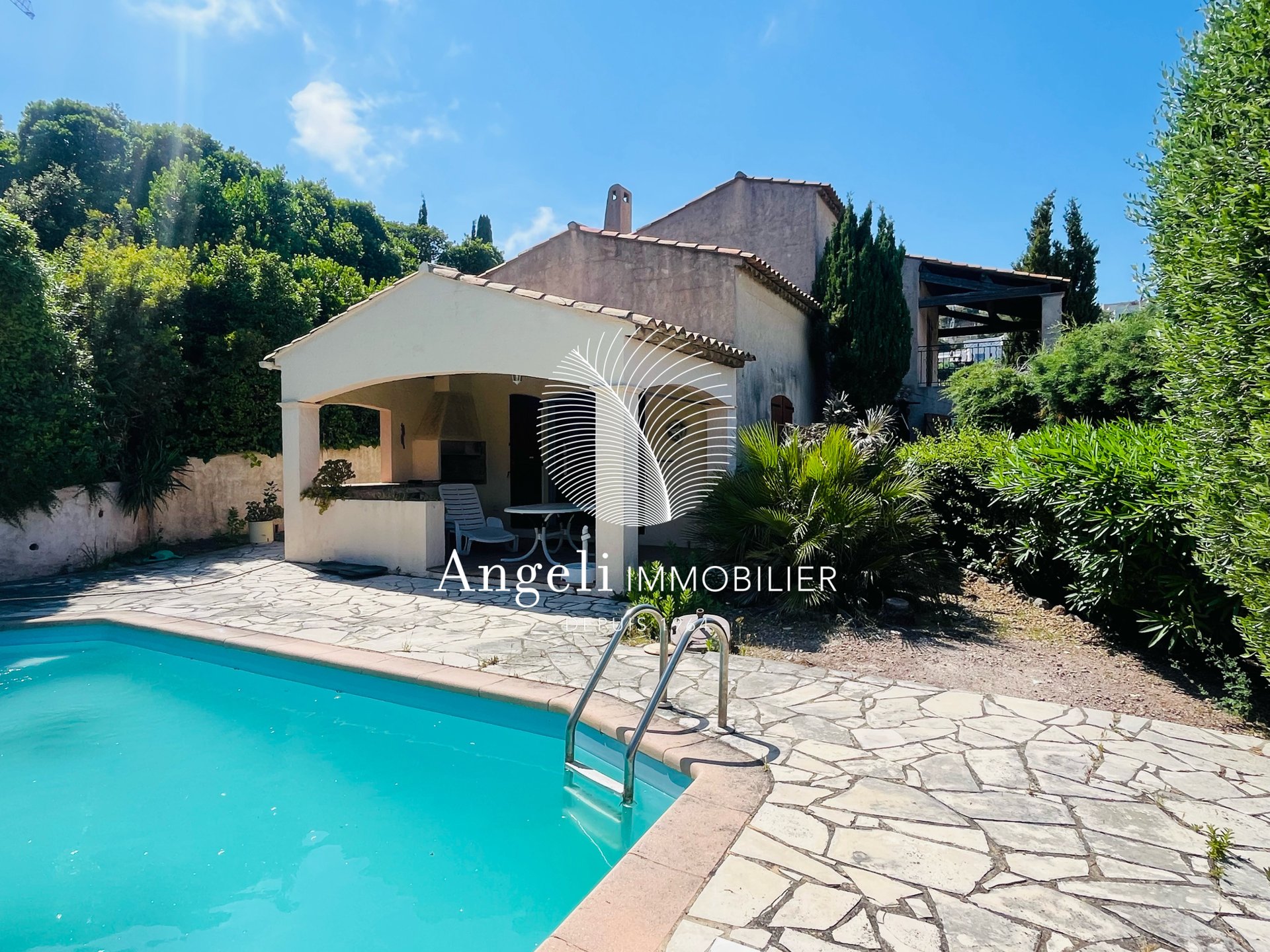 Maison à vendre, 150m², Saint-Aygulf