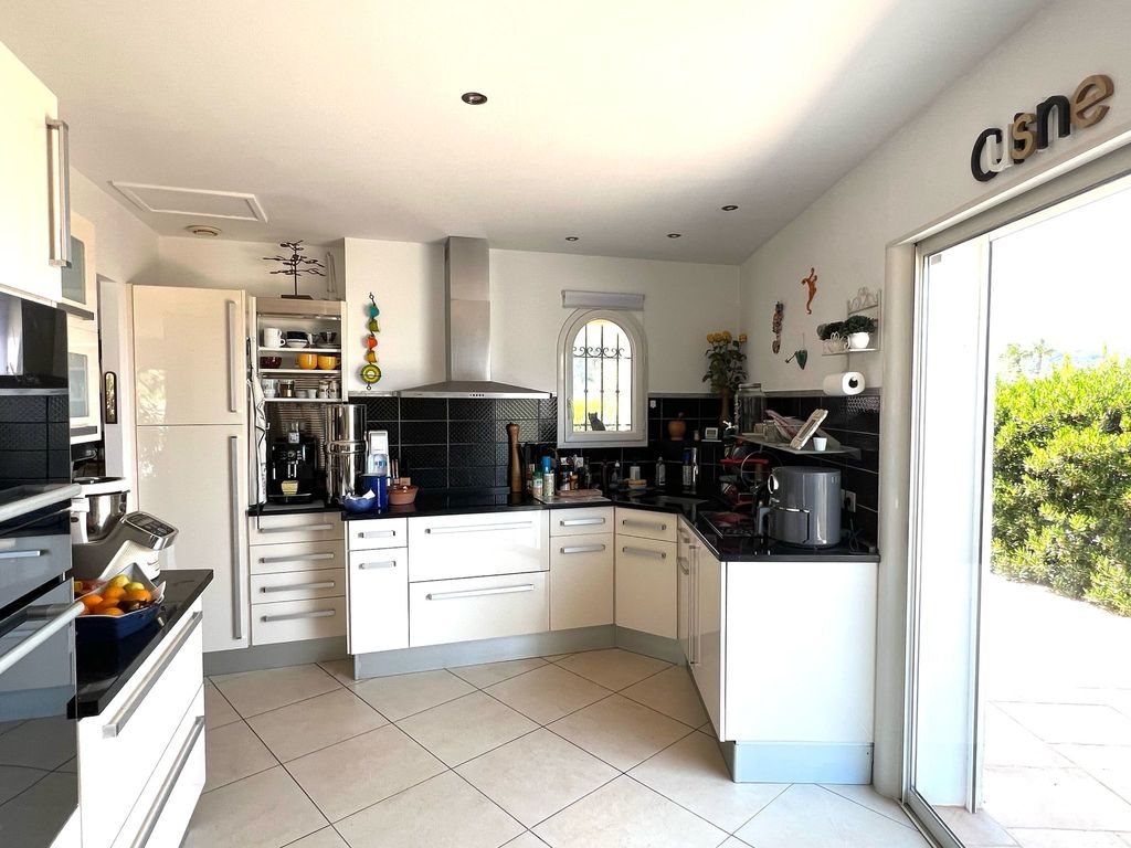 Maison à vendre, 220m², Fréjus