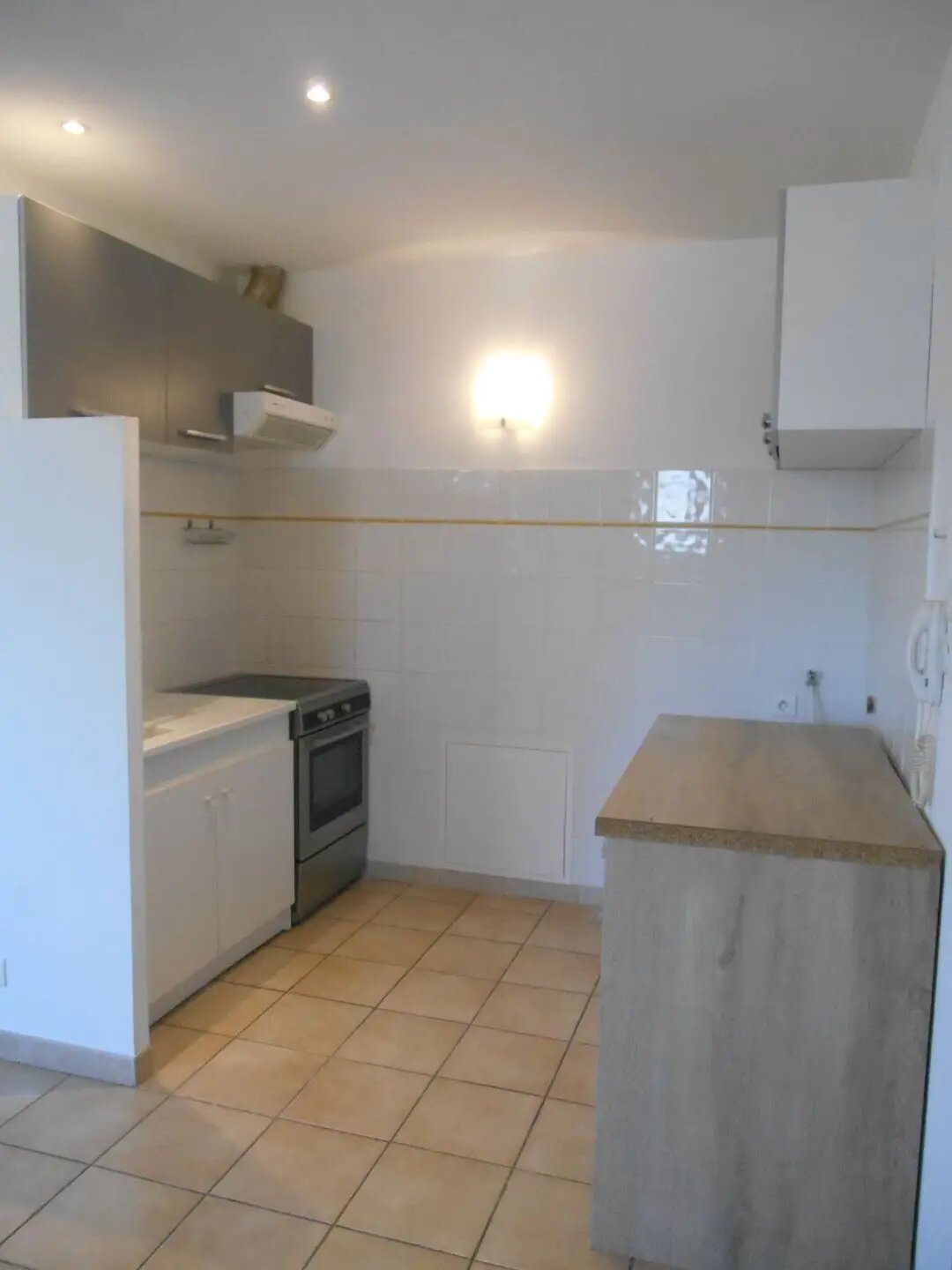 Appartement à louer, 46m², Jonquerettes