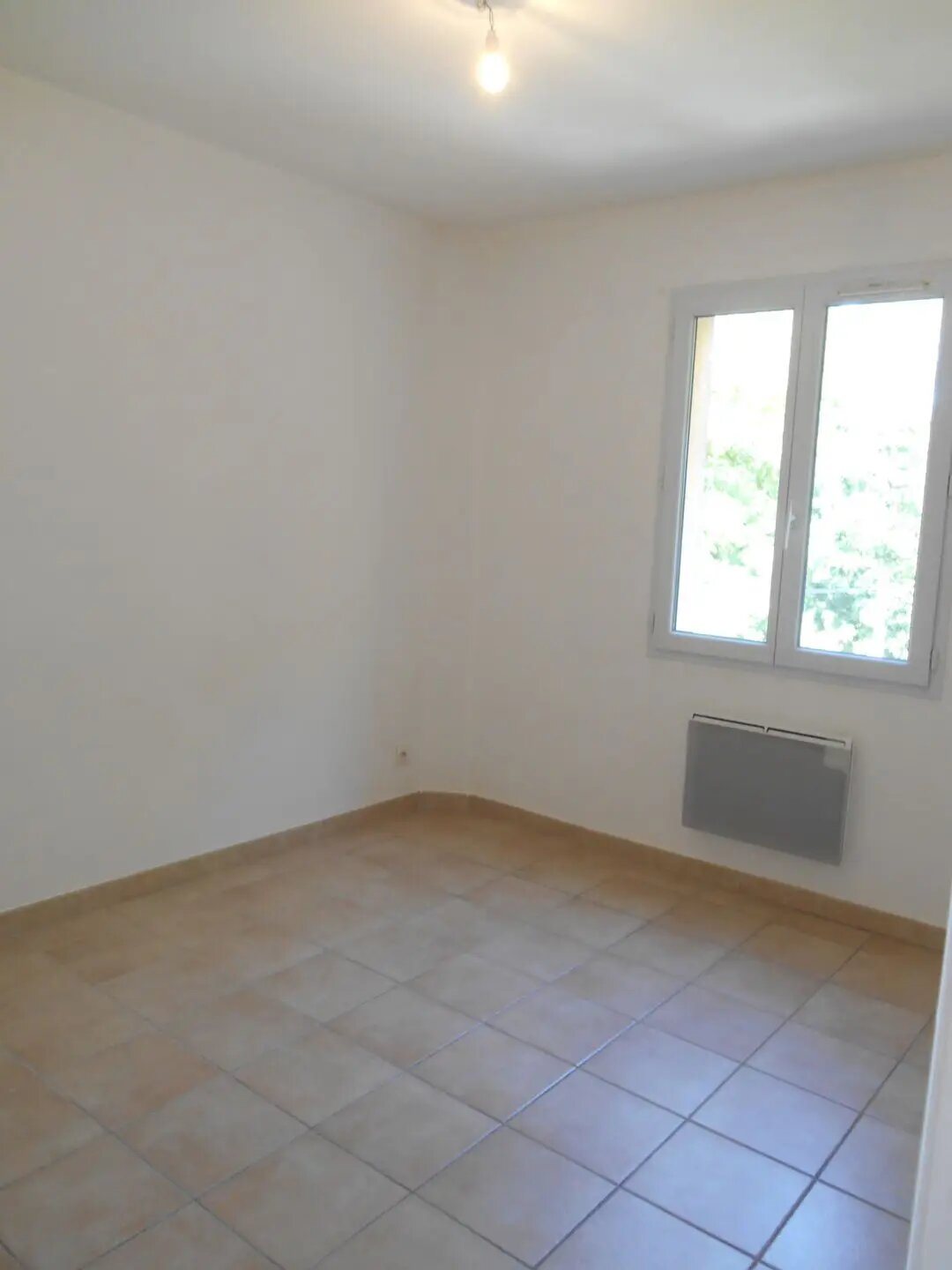 Appartement à louer, 46m², Jonquerettes