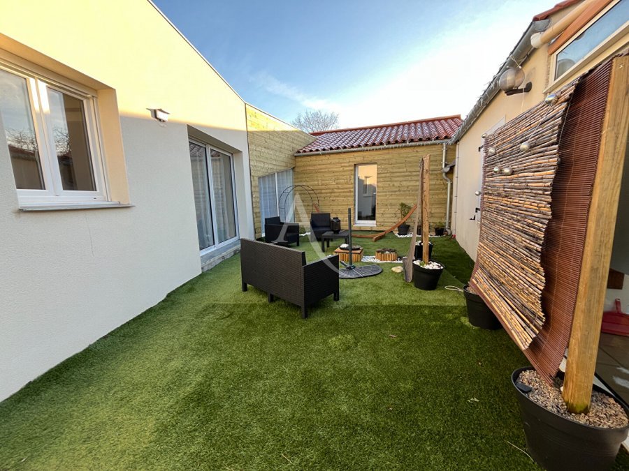 Maison à vendre, 151m², Saint-Avaugourd-des-Landes