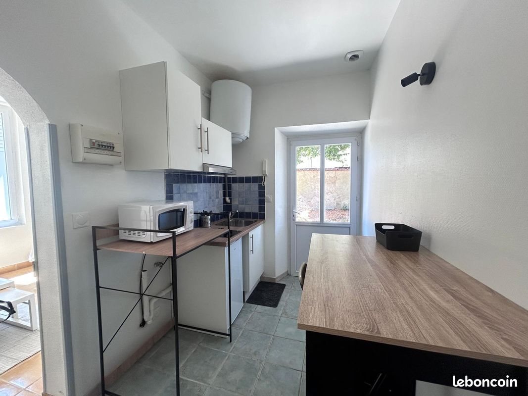 Appartement à louer, 27m², Saint-Jean-de-la-Ruelle