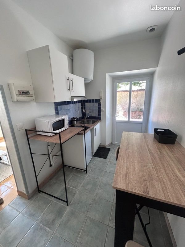 Appartement à louer, 27m², Saint-Jean-de-la-Ruelle
