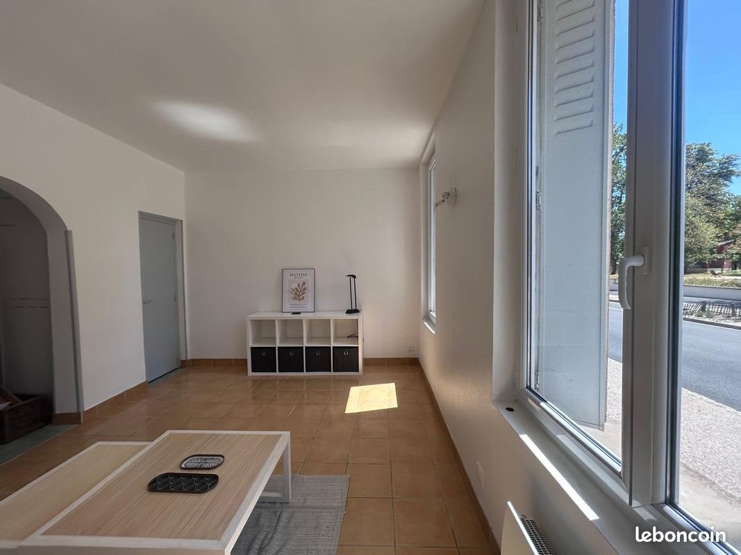 Appartement à louer, 27m², Saint-Jean-de-la-Ruelle
