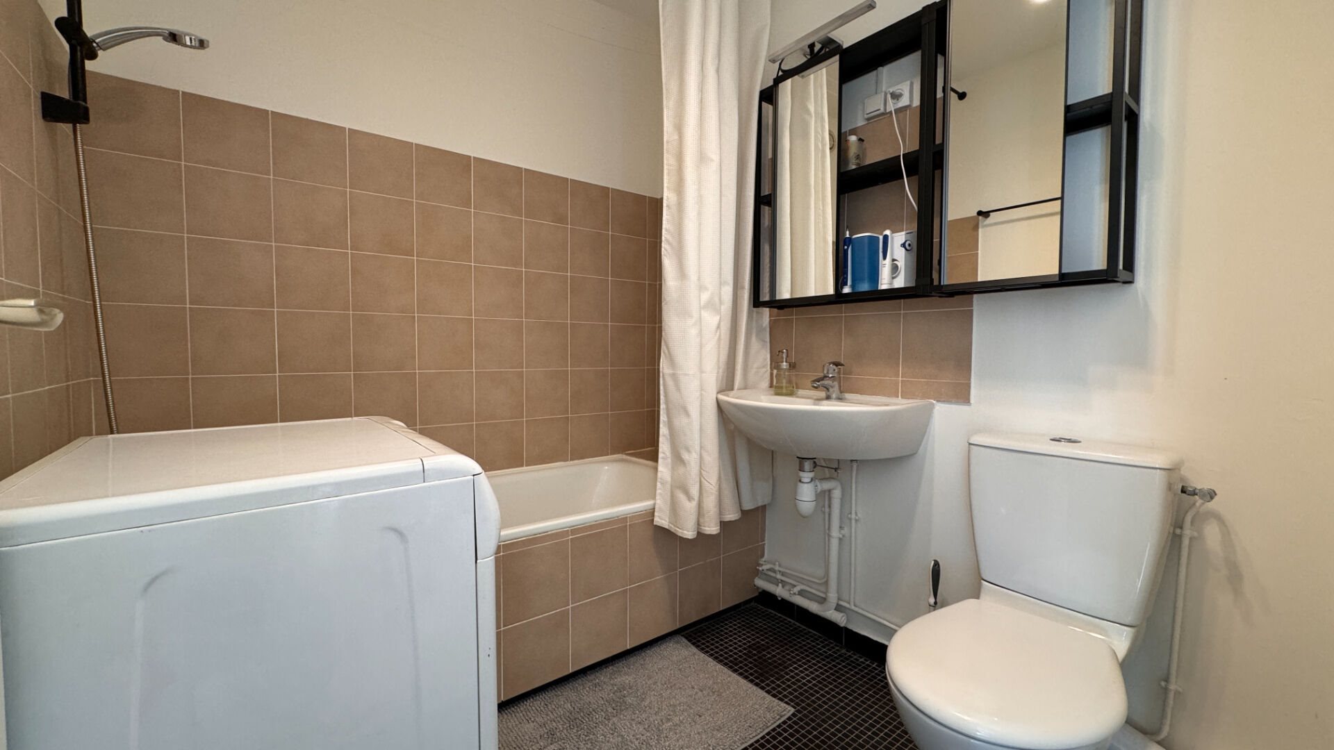 Appartement à louer, 44m², Évry-Courcouronnes