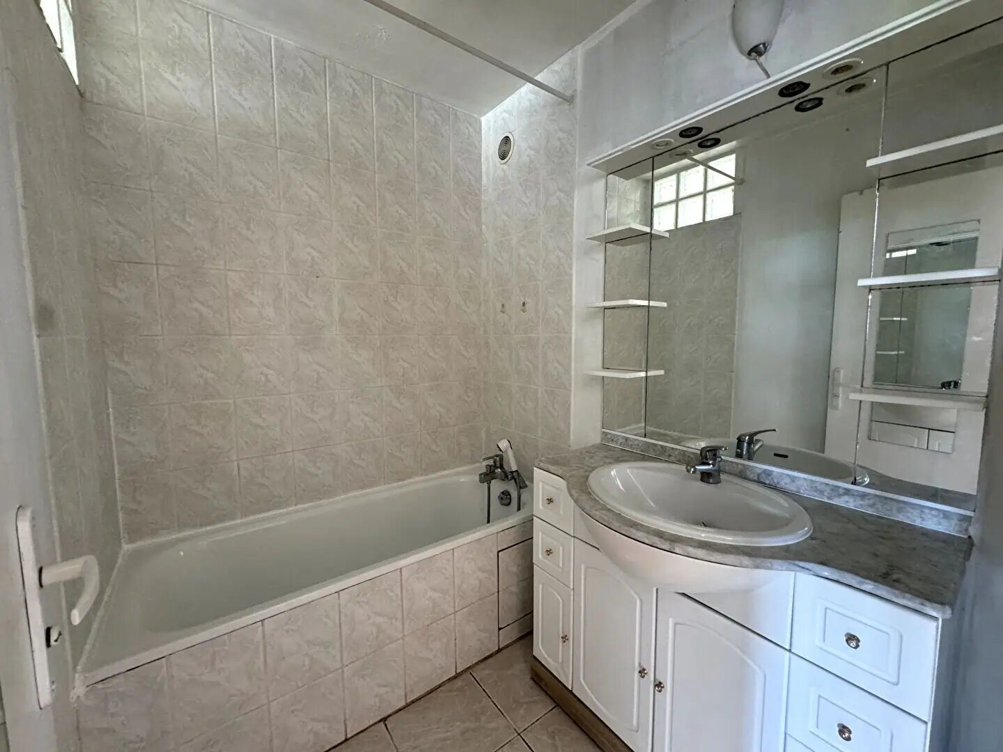 Appartement à vendre, 38m², Evry