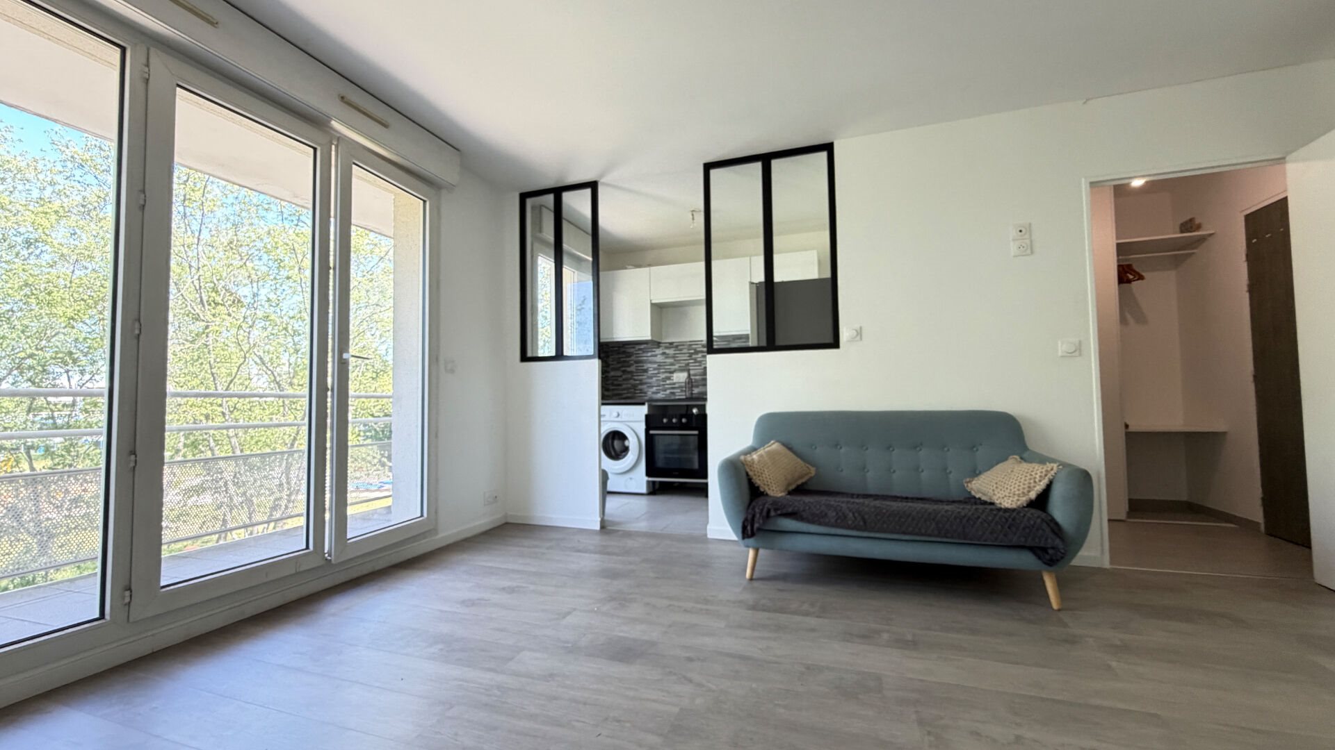 Appartement à louer, 37m², Évry-Courcouronnes