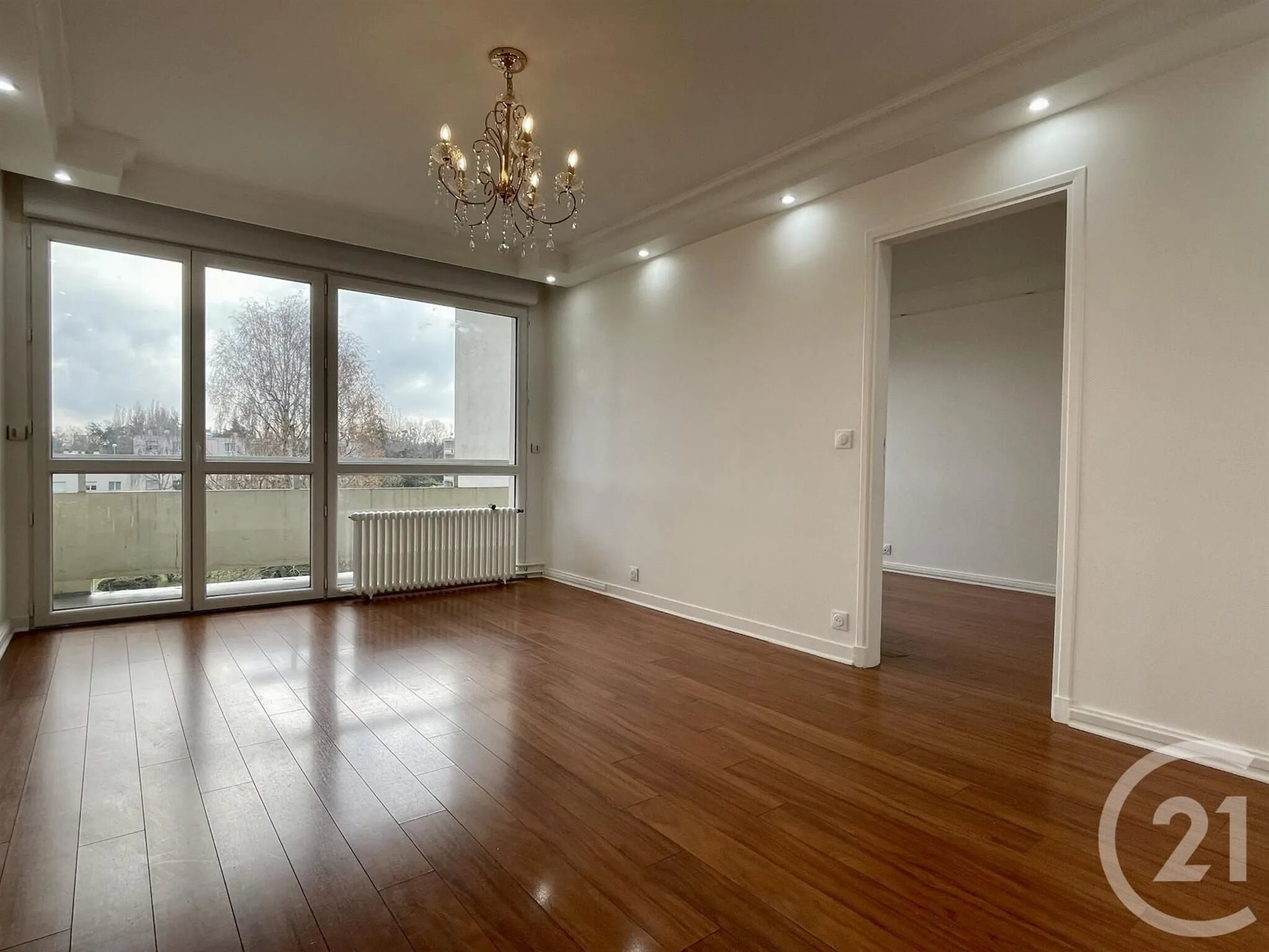 Appartement à louer, 77m², Evry