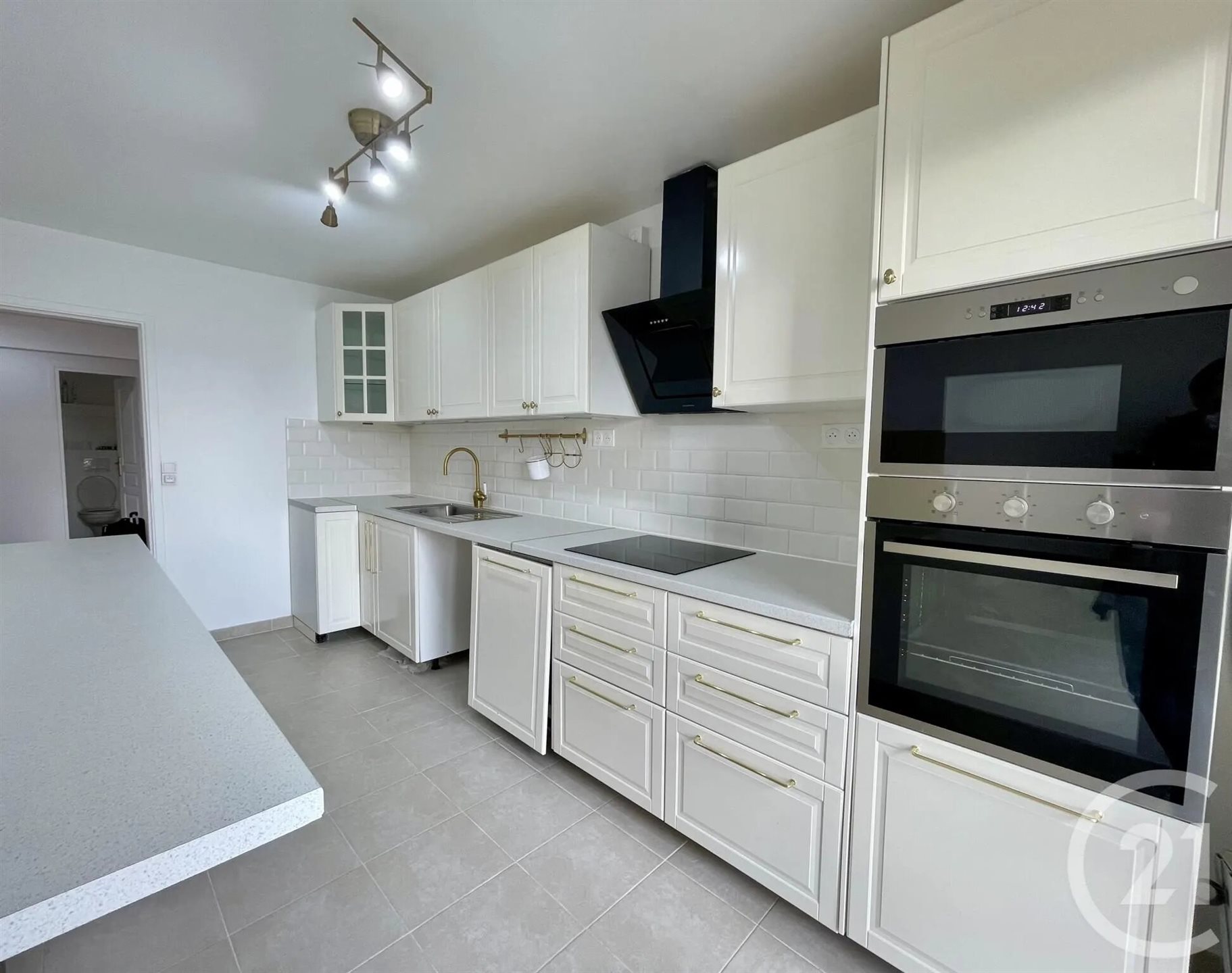 Appartement à louer, 77m², Evry