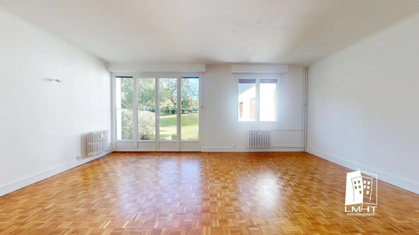 Appartement à louer, 64m², Sèvres
