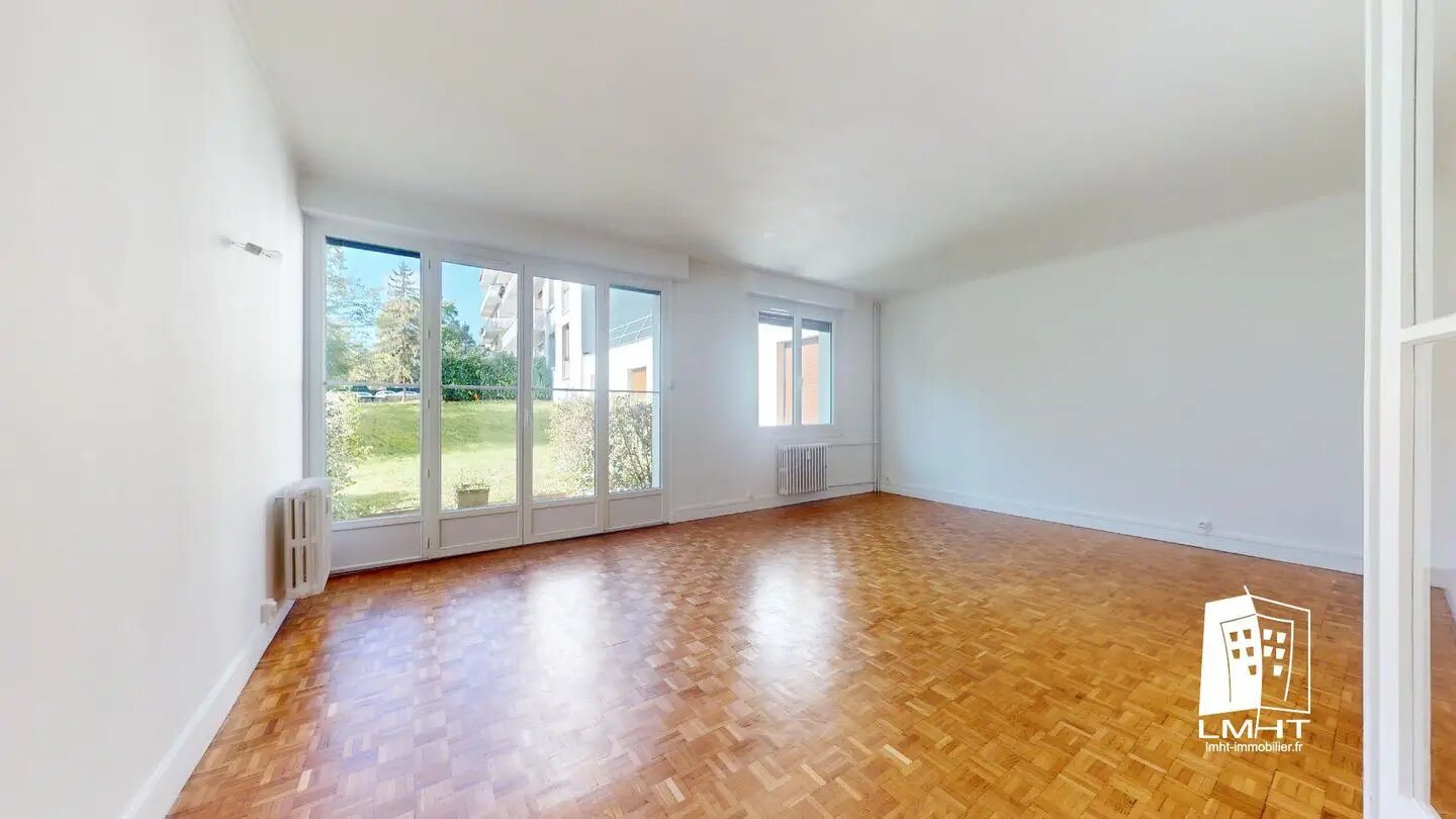 Appartement à louer, 64m², Sèvres