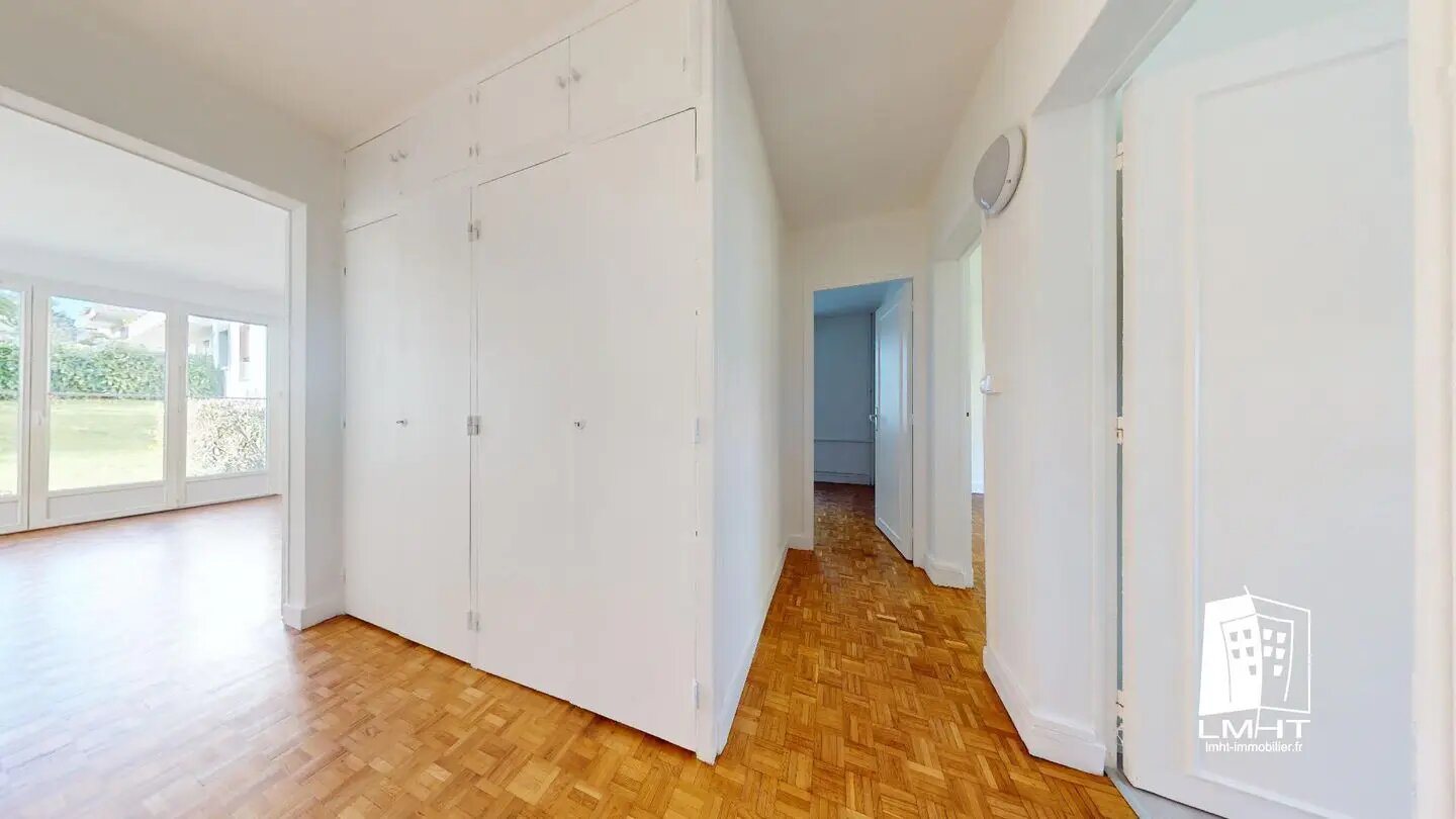 Appartement à louer, 64m², Sèvres