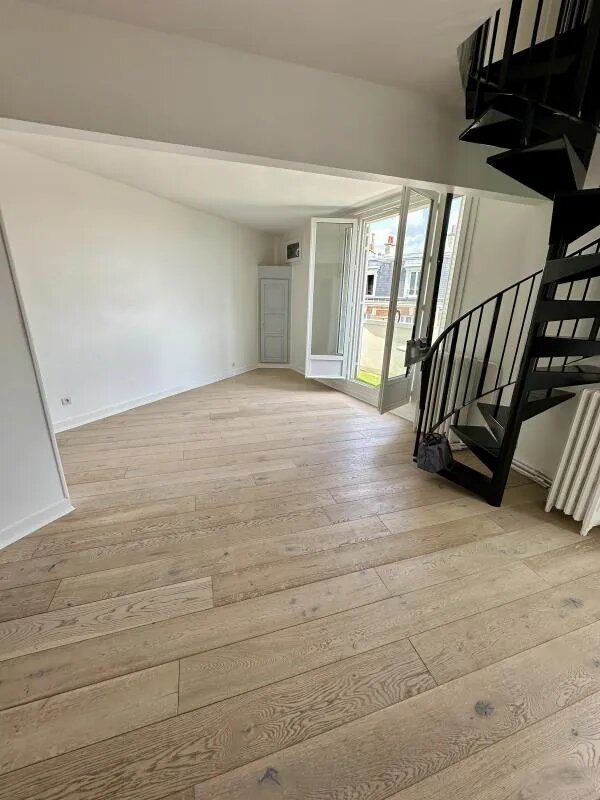 Appartement à louer, 54m², Courbevoie