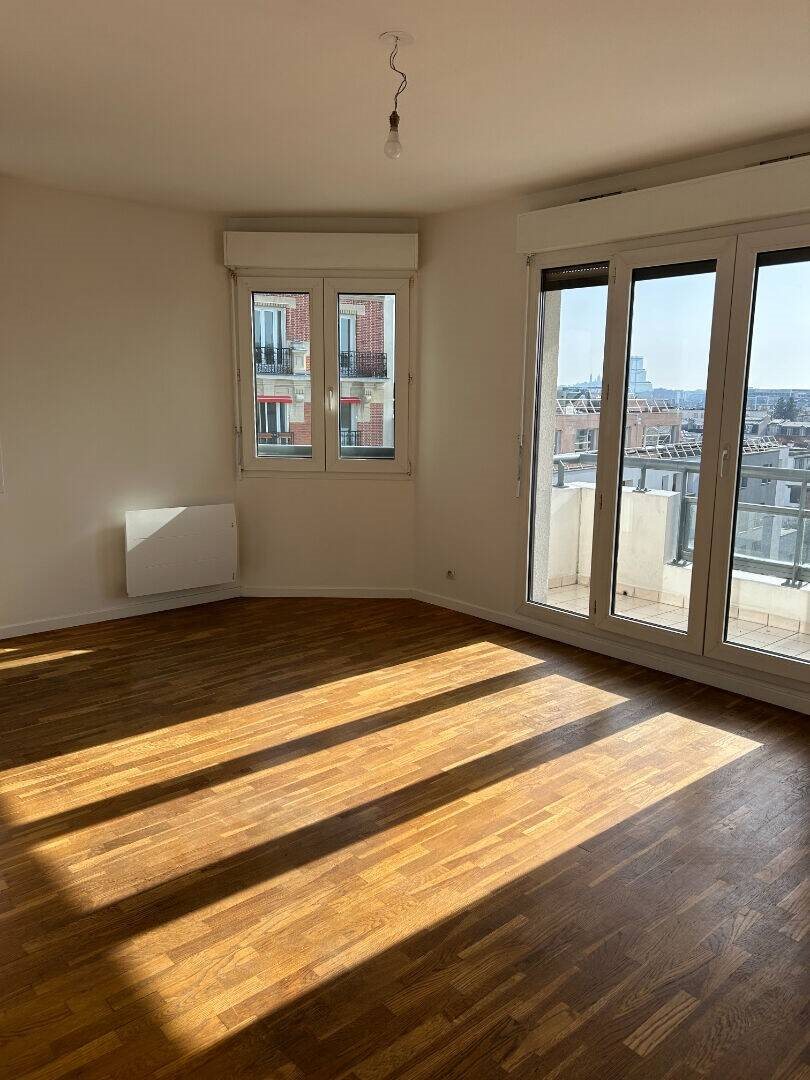 Appartement à louer, 45m², Courbevoie