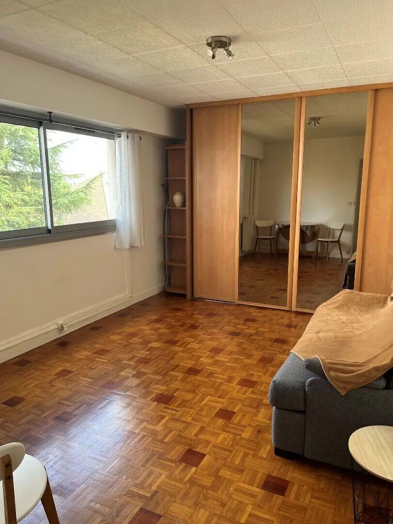 Appartement à louer, 29m², Rueil-Malmaison