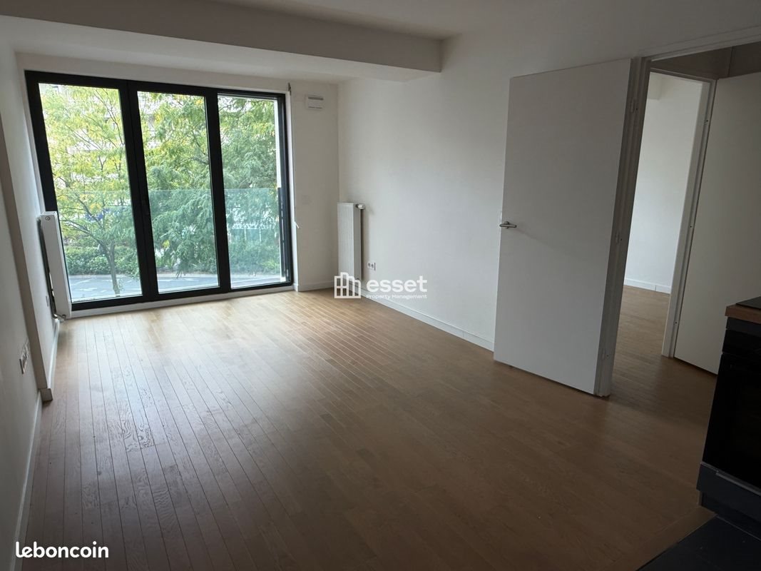 Appartement à louer, 40m², Suresnes