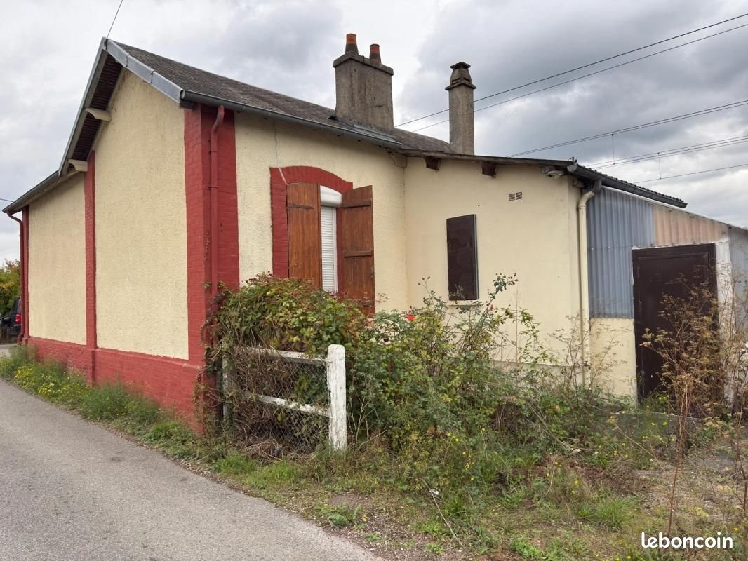 Maison à vendre, 50m², Beaumont-le-Roger