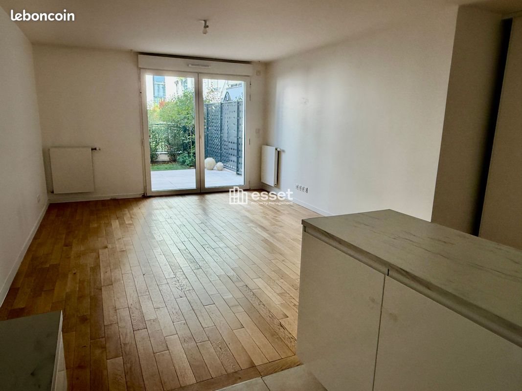 Appartement à louer, 76m², Saint-Cloud
