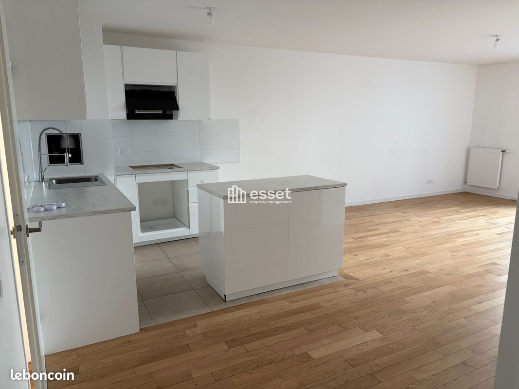 Appartement à louer, 76m², Saint-Cloud