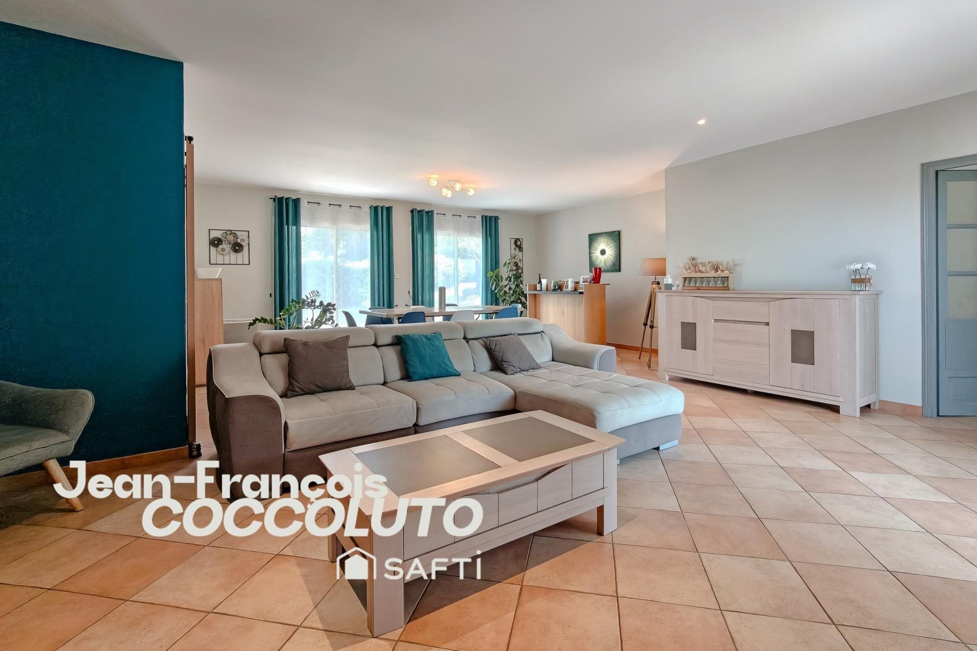 Maison à vendre, 169m², Sainte-Colombe-de-Villeneuve