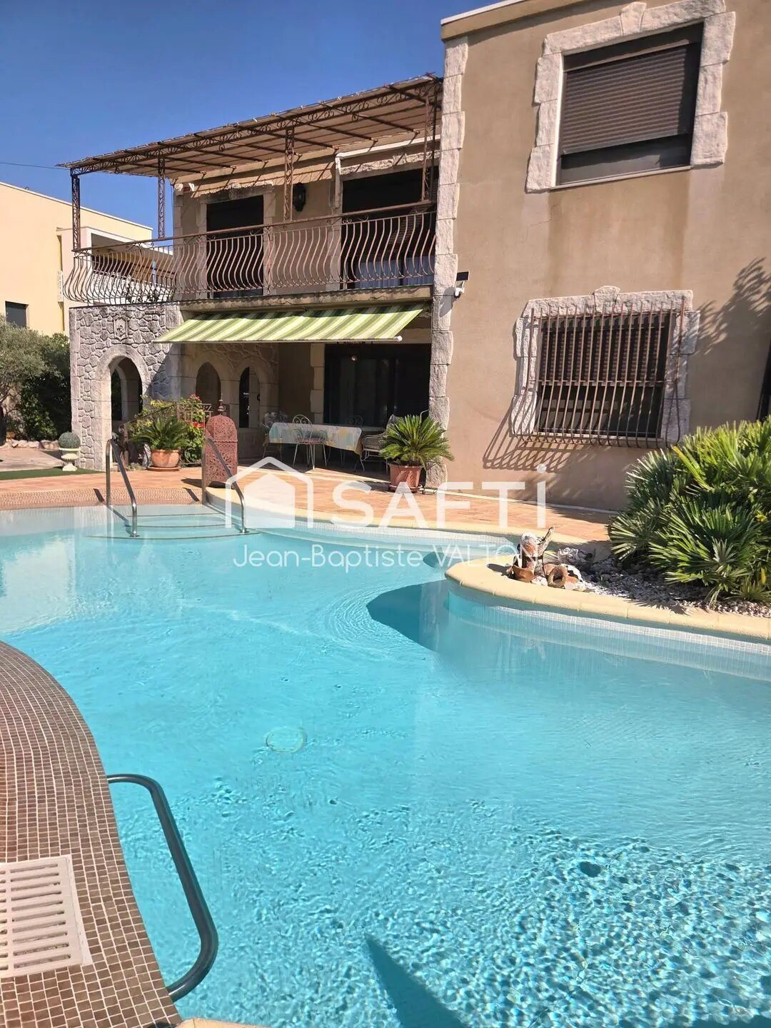 Maison à vendre, 238m², Gignac-la-Nerthe