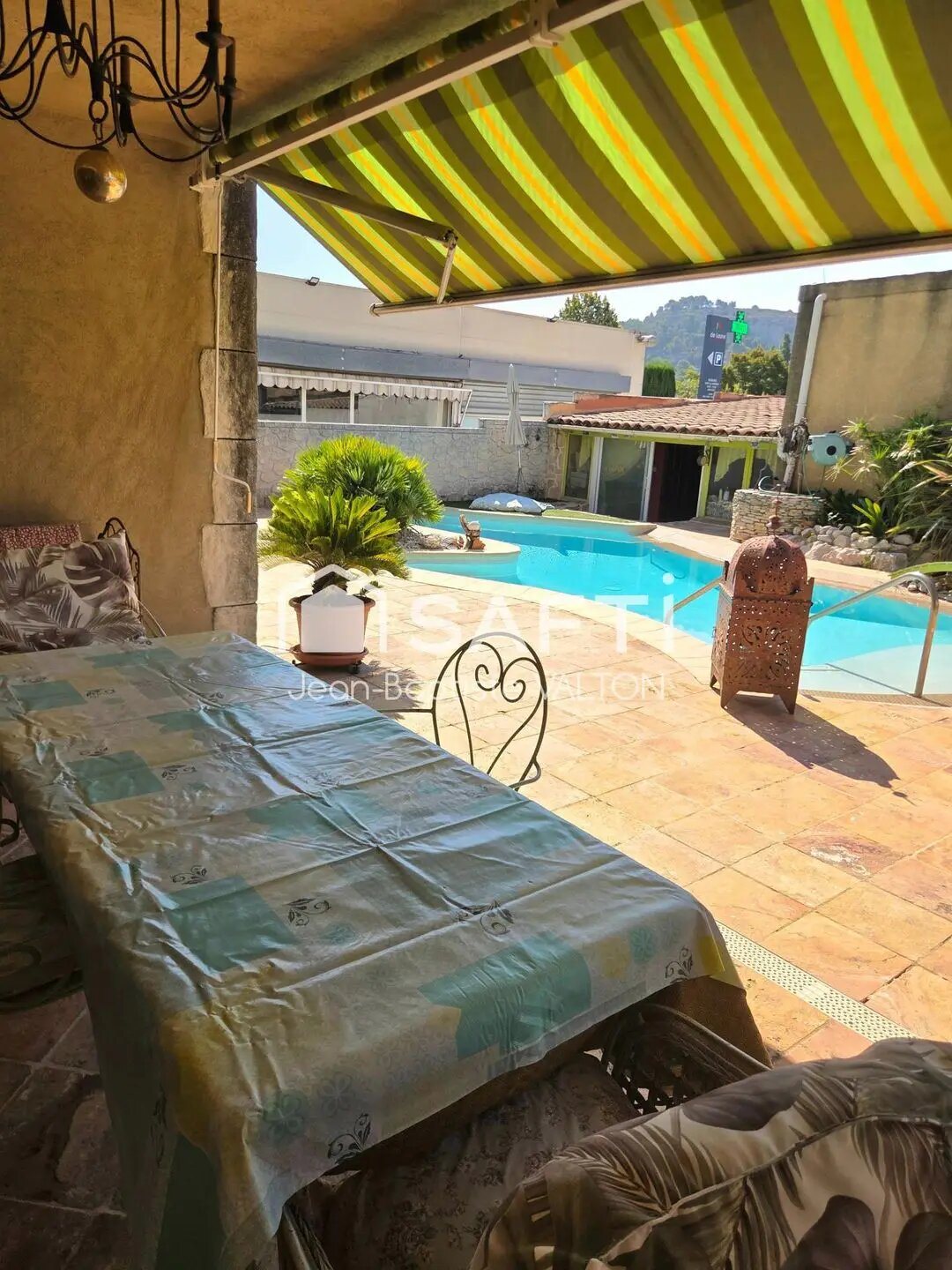 Maison à vendre, 238m², Gignac-la-Nerthe