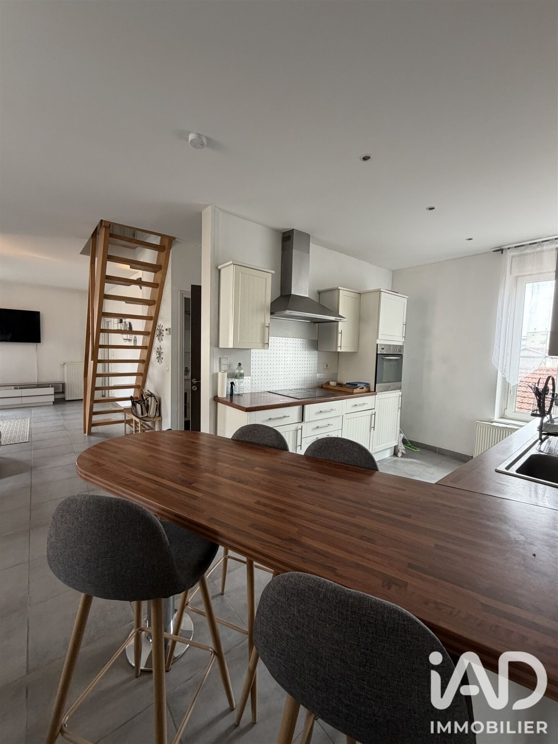 Appartement à vendre, 74m², Saint-Max