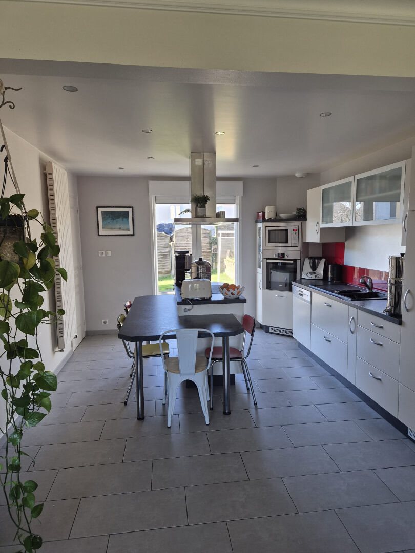 Maison à vendre, 150m², Montreuil-sous-Pérouse
