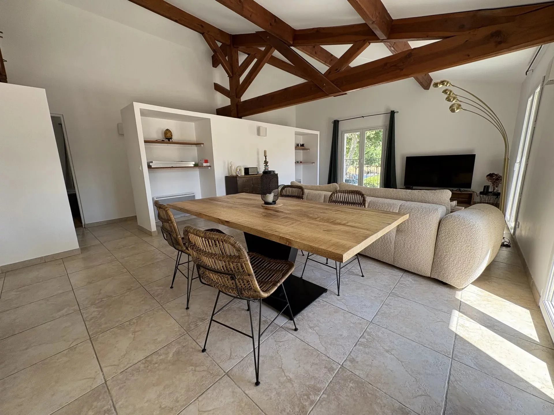 Appartement à louer, 110m², Jouques