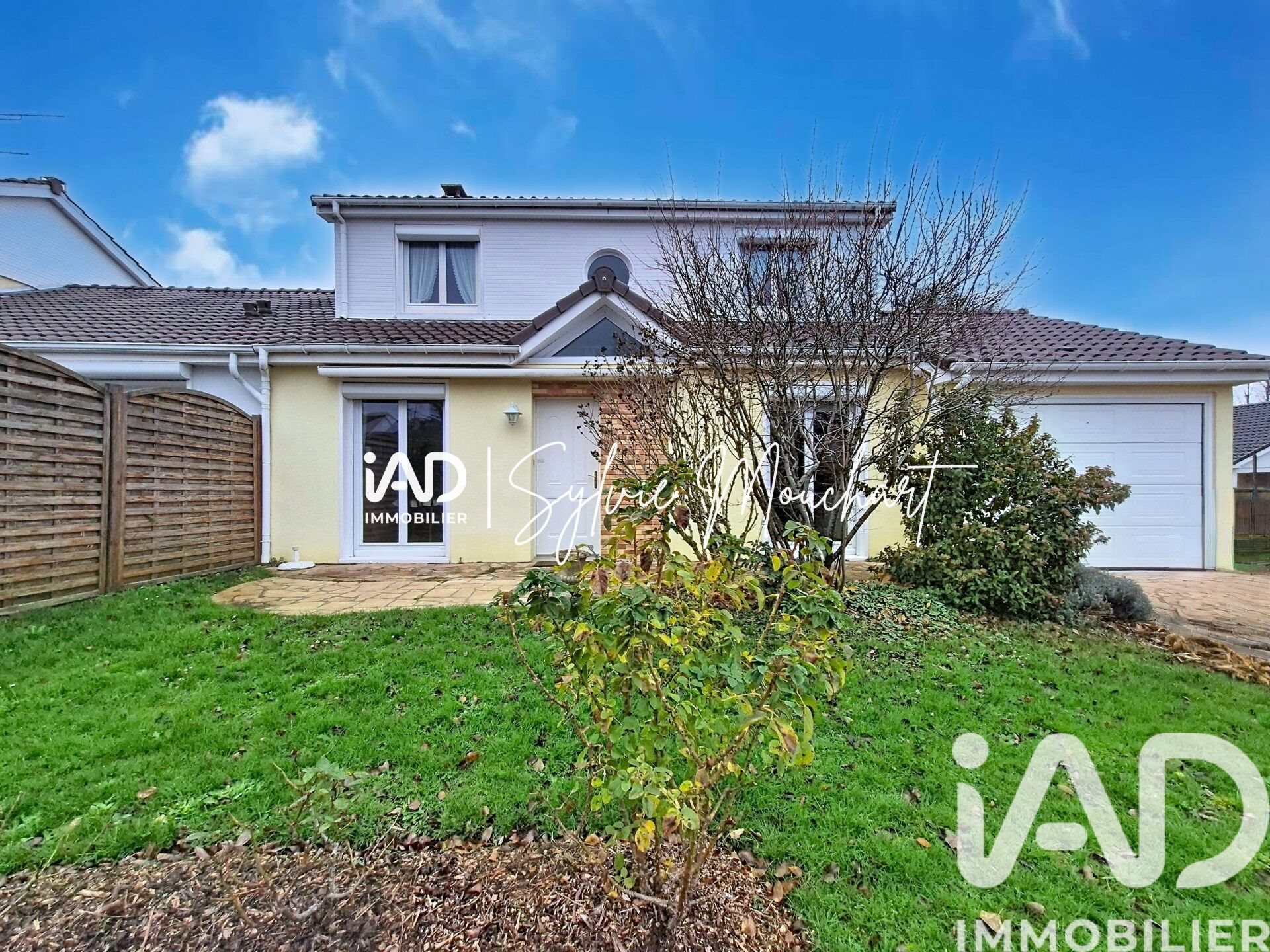 Maison à vendre, 140m², Le Mesnil-Saint-Denis