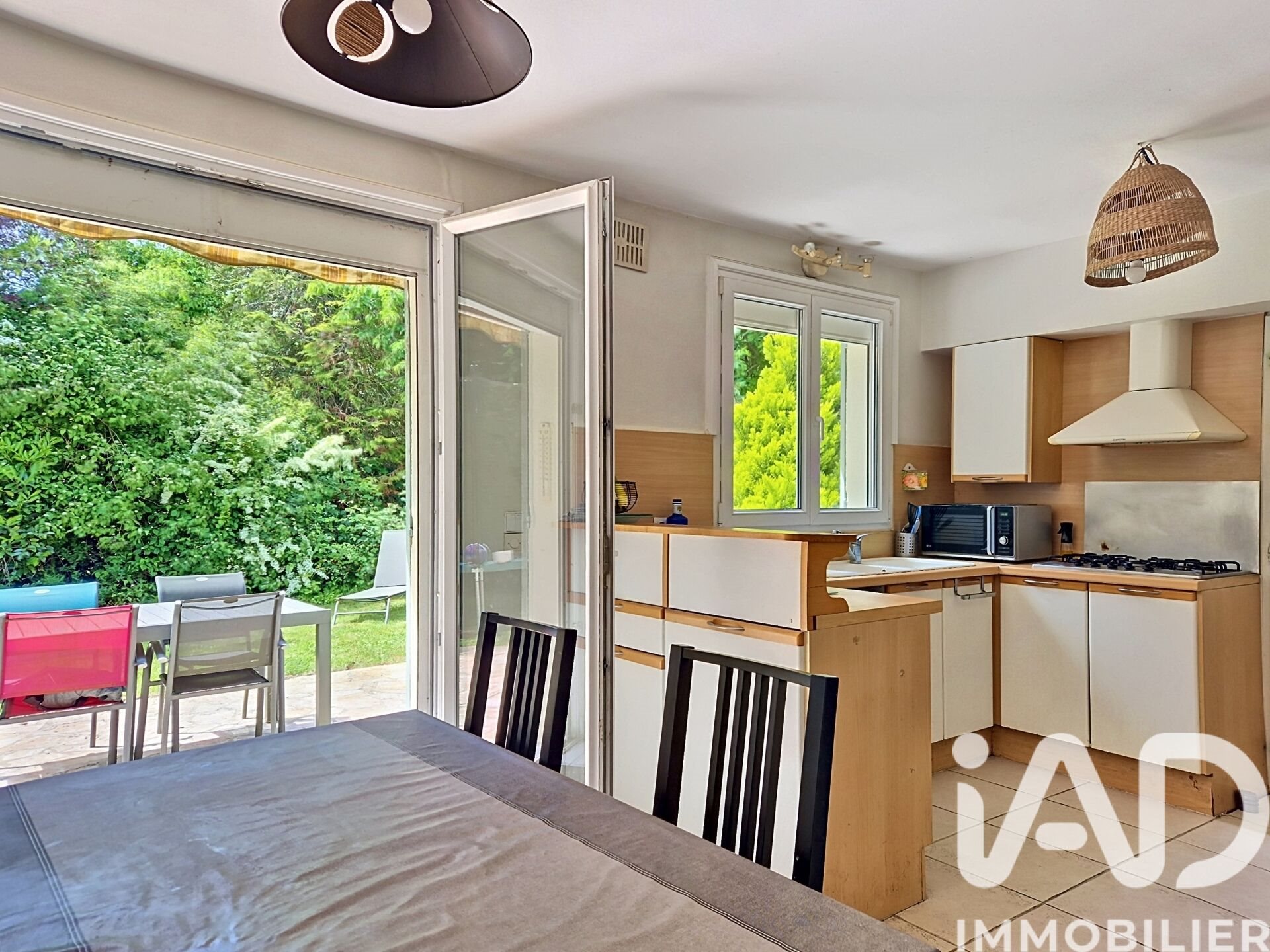 Maison à vendre, 132m², Le Mesnil-Saint-Denis