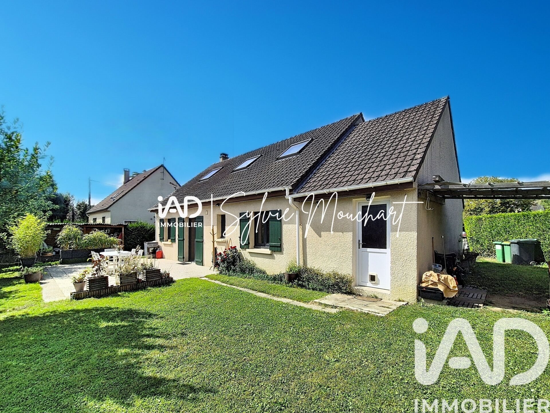 Maison à vendre, 102m², Le Mesnil-Saint-Denis