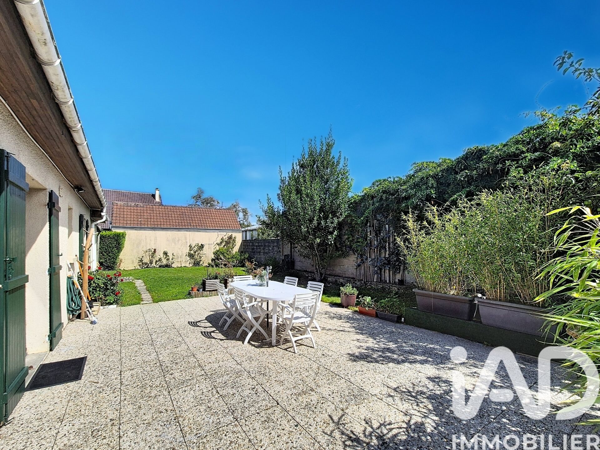 Maison à vendre, 102m², Le Mesnil-Saint-Denis