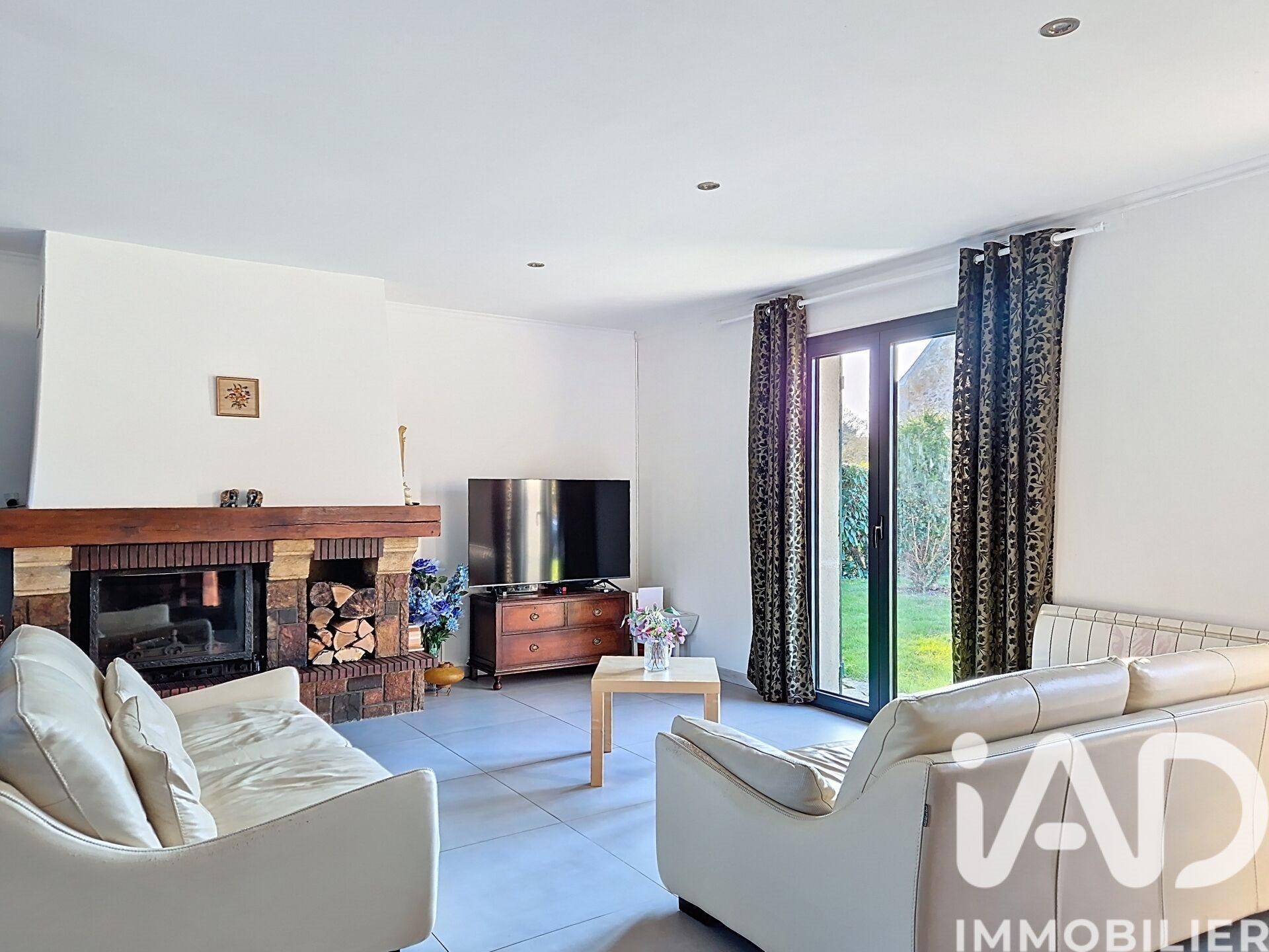 Maison à vendre, 102m², Le Mesnil-Saint-Denis