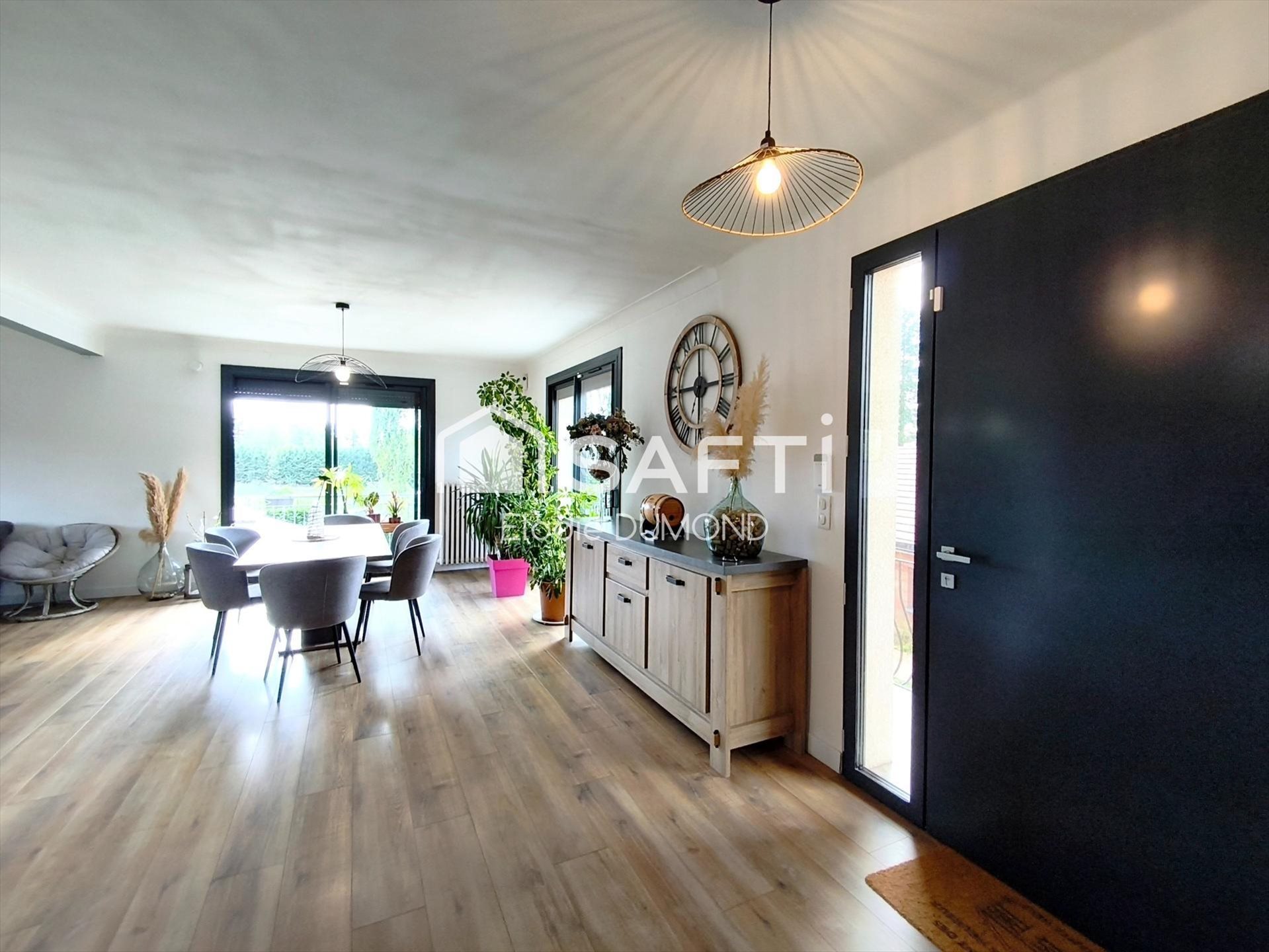 Maison à vendre, 264m², Saint-Amour